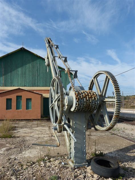 Free Images : railway, vintage, old, vehicle, gear, mast, mechanism, crane, construction ...