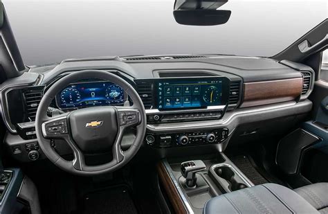 Chevrolet ya ofrece la Silverado en Brasil - Mega Autos