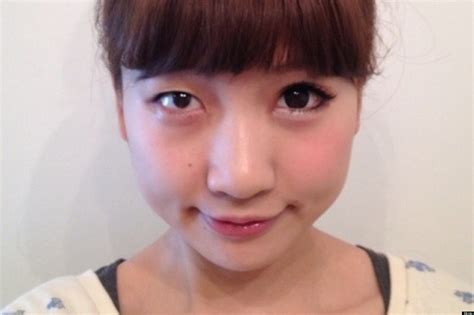 Japanese Blogger Momo Reveals Shocking Side-By-Side Eye Makeup Photos