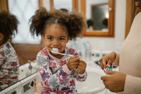 Why Does My Toddler’s Breath Smell Like Poop?