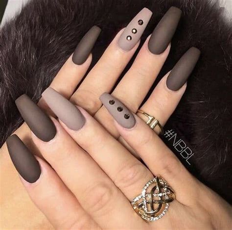 30 Blissful Brown Nail Designs for Upcoming Fall Season