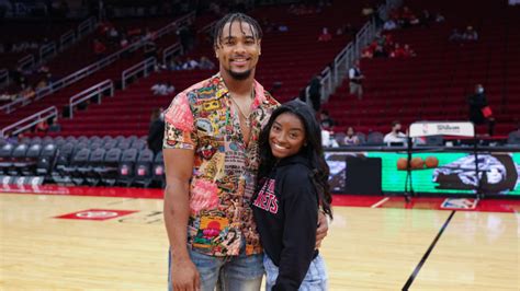 Simone Biles to have second wedding with husband Jonathan Owens