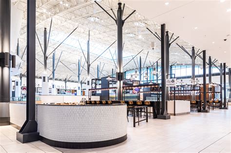 CF Chinook Centre Dining Hall Renovation - Zeidler Architecture