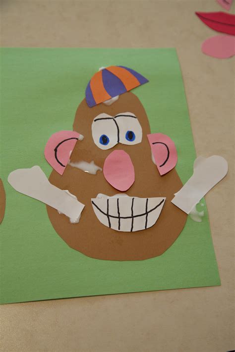 Holly's Arts and Crafts Corner: Toddler Craft Activity: Mr. Potato Head