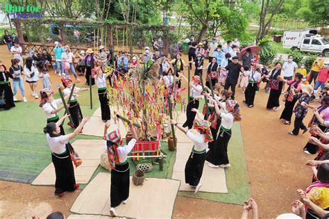 Trải nghiệm Lễ hội cầu mưa của dân tộc Thái Sơn La | Báo Dân tộc và Phát triển