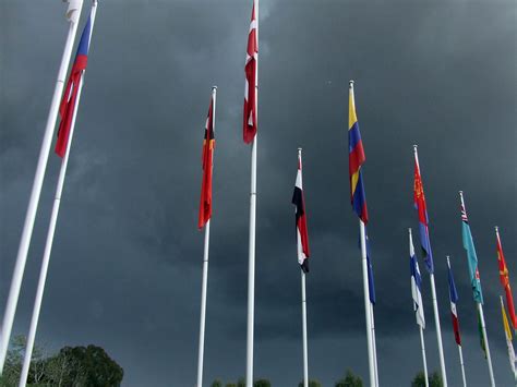 World flags in Canberra | The flags of the world defying an … | Flickr