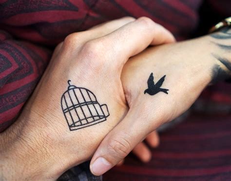 Lovely Couple Tattoo on Hand | Wallpapers Share