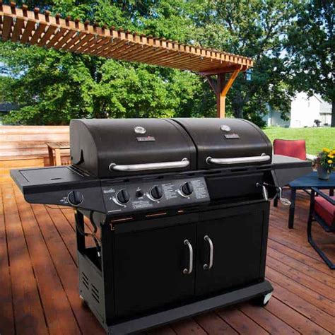 11 Best Gas Charcoal Combo Grills of 2024 [Dual Fuel Grill Reviews]