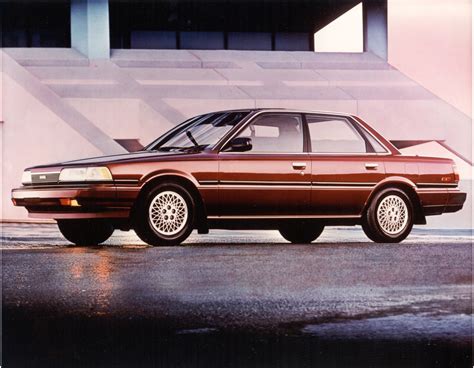 1990 Toyota Camry - Information and photos - MOMENTcar