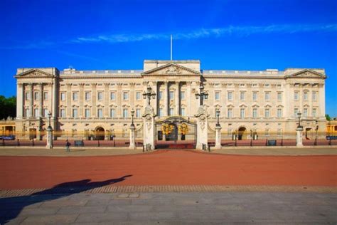 Exploring the Majestic Realm: Buckingham Palace