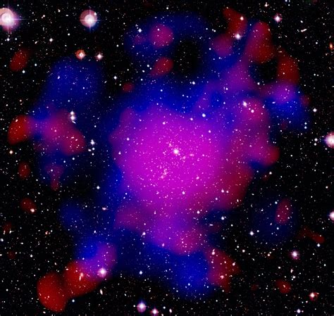 Space in Images - 2015 - 12 - Galaxy Cluster Abell 2744