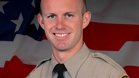 Los Angeles sheriff's deputy dies after being shot in patrol vehicle ...