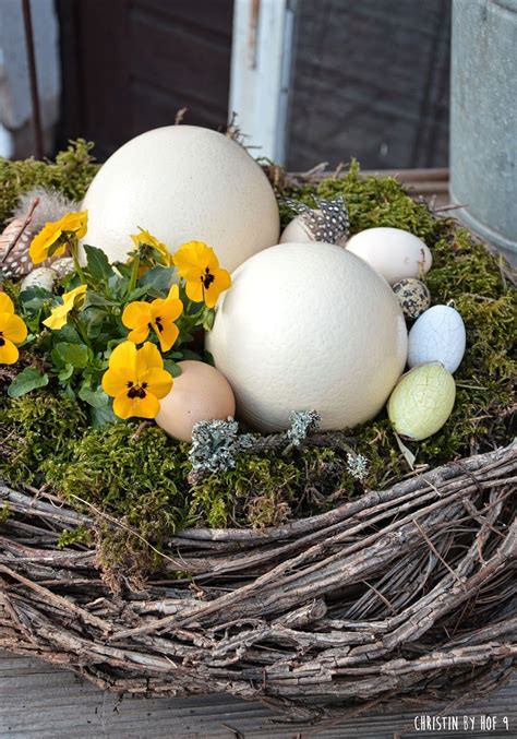 natürliche Osterdekoration, Osterdeko im Garten, Deko mit Zinkgefäßen ...