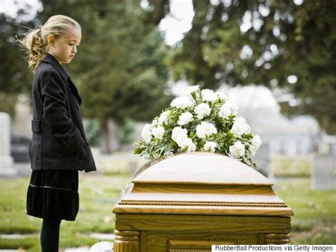 Dealing With Death: How To Help Kids Cope With Death And Funerals | HuffPost Canada Parents