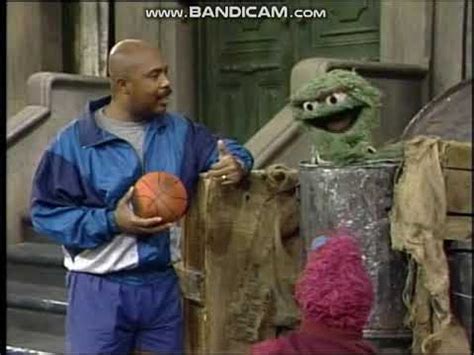 Classic Sesame Street - Gordon and Telly Oscar Basketball (1991) - YouTube