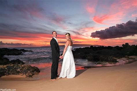 Maui Wedding Photographers | Professional Maui Wedding Photographer