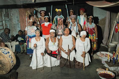 Sangoma: Photos of Traditional Healers in South Africa | PetaPixel