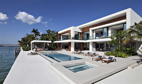 Casa Clara Residence – 212 W Dilido Dr, Miami Beach, FL, USA – The Pinnacle List