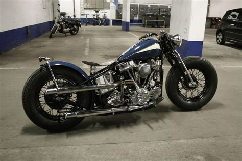 JAMESVILLE MOTORCYCLES: 1948 PANHEAD BOBBER ALMOST FINISHED.....