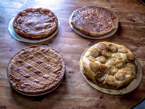 Gastronomie bretonne | Far breton, Kouign-amann nature, Gâte… | Flickr