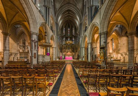 File:St James's Church Interior 2, Spanish Place, London, UK - Diliff ...