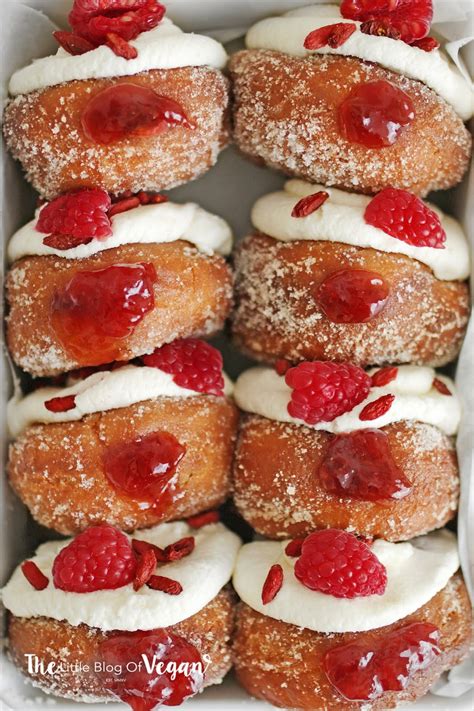 Easy jam filled doughnuts recipe | The Little Blog Of Vegan