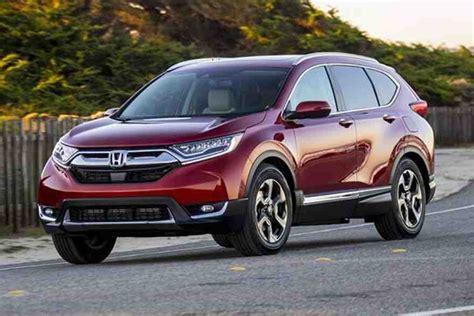 7 Great New Compact SUVs Under $30,000 for 2019 - Autotrader