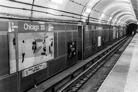 Chicago Red Line - Bakwelu PHOTOGRAPHY