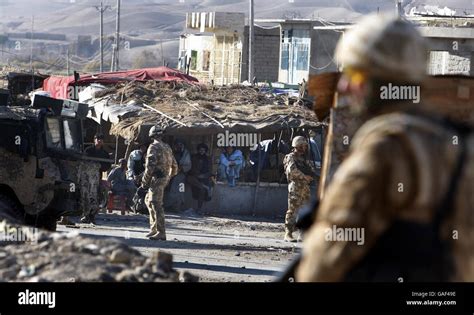 British soldiers in Afghanistan Stock Photo - Alamy