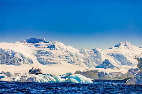 Cruising to Antarctica, Luxury Cruises to Antarctica