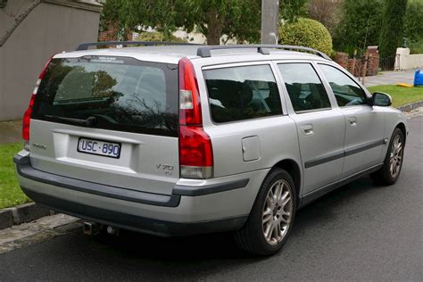 2001 Volvo V70 XC AWD A 4dr All-wheel Drive Station Wagon 5-spd Geartronic