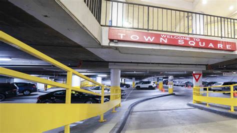 Town Square Parking Garage | Next Realty