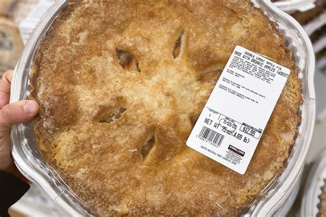 Costco Is Selling a GIANT 4-Pound Double-Crust Apple Pie