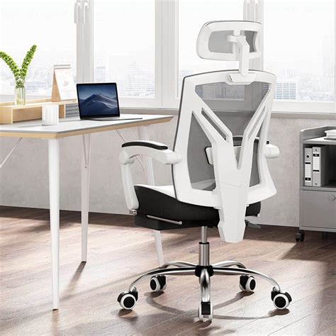 5 Best Ergonomic Office Chair Under $200 (Buyer's Guide) | 2022