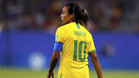 Marta: biografia, títulos, times e curiosidades da jogadora