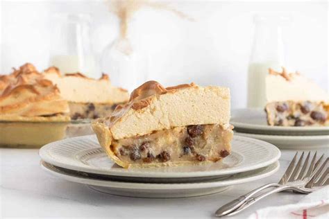 Sour Cream Raisin Pie - The Kitchen Magpie