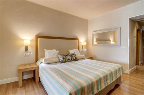 Hotel Uyal 4* family hotel with pool Puerto Pollensa - Parasol Property ...