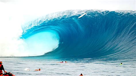 BIG WAVE SURFING COMPILATION 2019 - YouTube