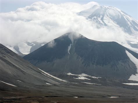 Katmai NP, Alaska | National parks, Purple mountain majesty, Scenic