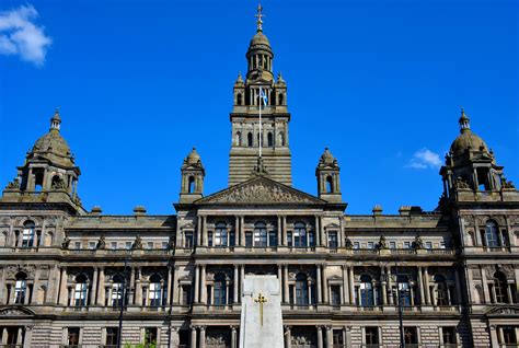 Glasgow City Chambers and Cenotaph in Glasgow, Scotland - Encircle Photos