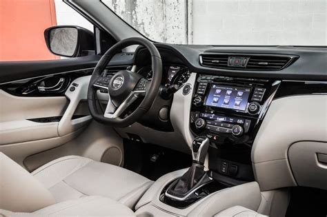 2018 Nissan Rogue Sport Interior Pictures