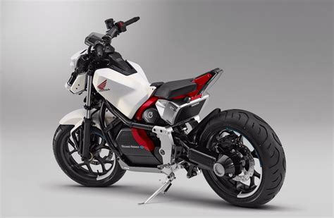 Honda introduces 'Riding Assist-e' self-balancing electric motorcycle - Electrek