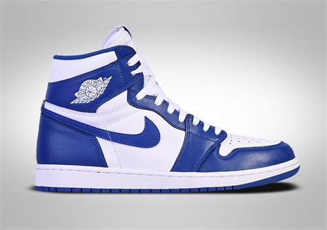 NIKE AIR JORDAN 1 RETRO HIGH OG STORM BLUE für €122,50 | Basketzone.net