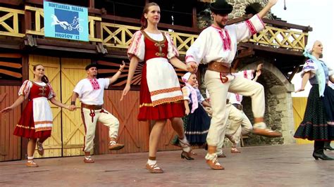 Worldly Rise: SLOVAKIA: MUSIC AND DANCE