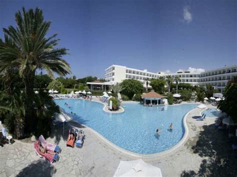 Avanti Hotel - Paphos, Paphos | On the Beach