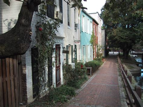 Row houses near the old canal in Georgetown | Georgetown, Row house ...