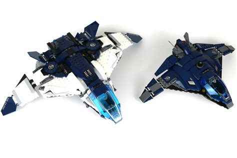 Quinjet Lego Set