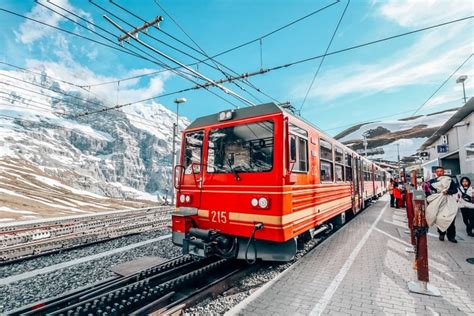 10 of the Most Scenic Train Rides in Switzerland - tosomeplacenew