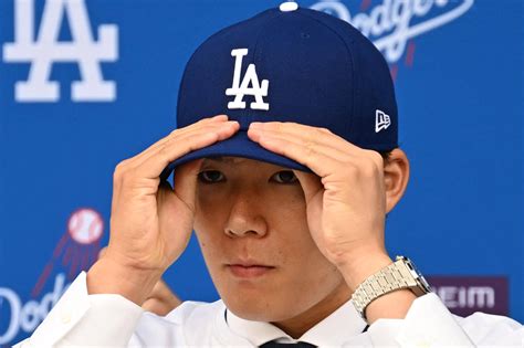 Dodgers not concerned about Yoshinobu Yamamoto tipping pitches - The Athletic