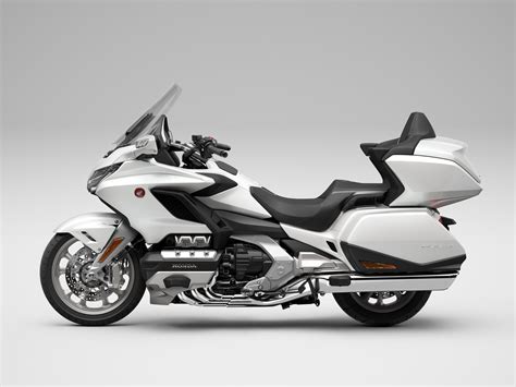 Honda GL 1800 Goldwing Tour DCT - All technical data for model GL 1800 ...